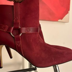1 State Women’s Harloe Red suede pointy toe bootie
